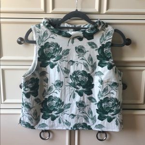 Eva Mendes floral crop top tank